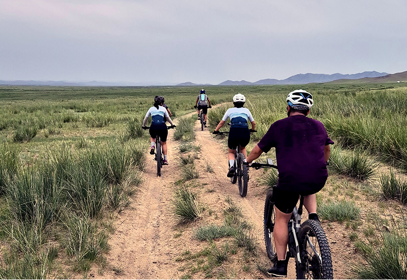 Cycle to Mongolian gobi